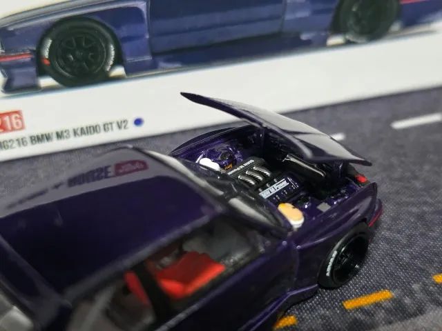 BMW M3 - MiniGT Kaido House - Foto 4