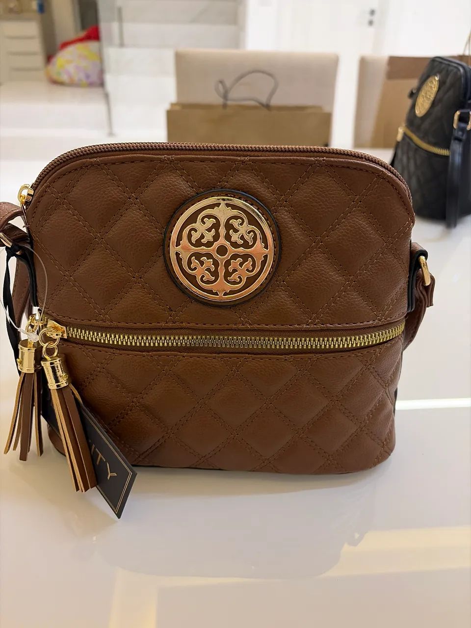 Bolsa transversal marrom nova comprada nos eua 