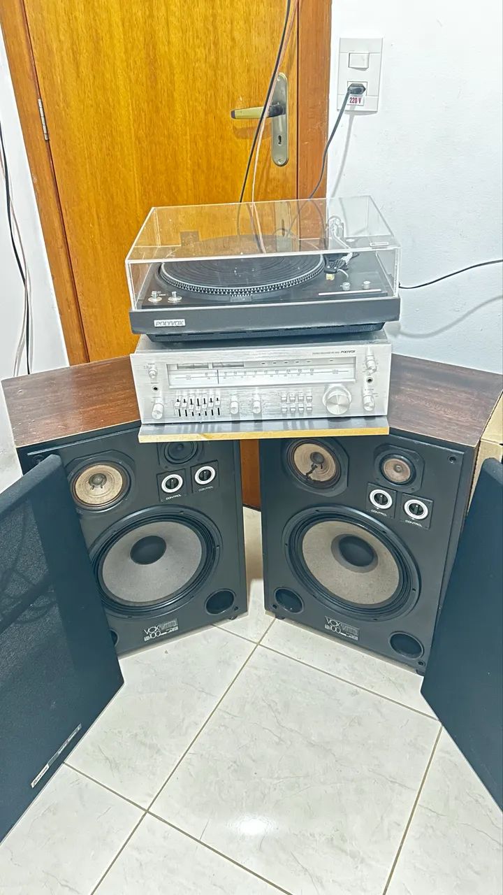 Aparelho Som vintage Polyvox (Toca discos, Receiver e caixas)