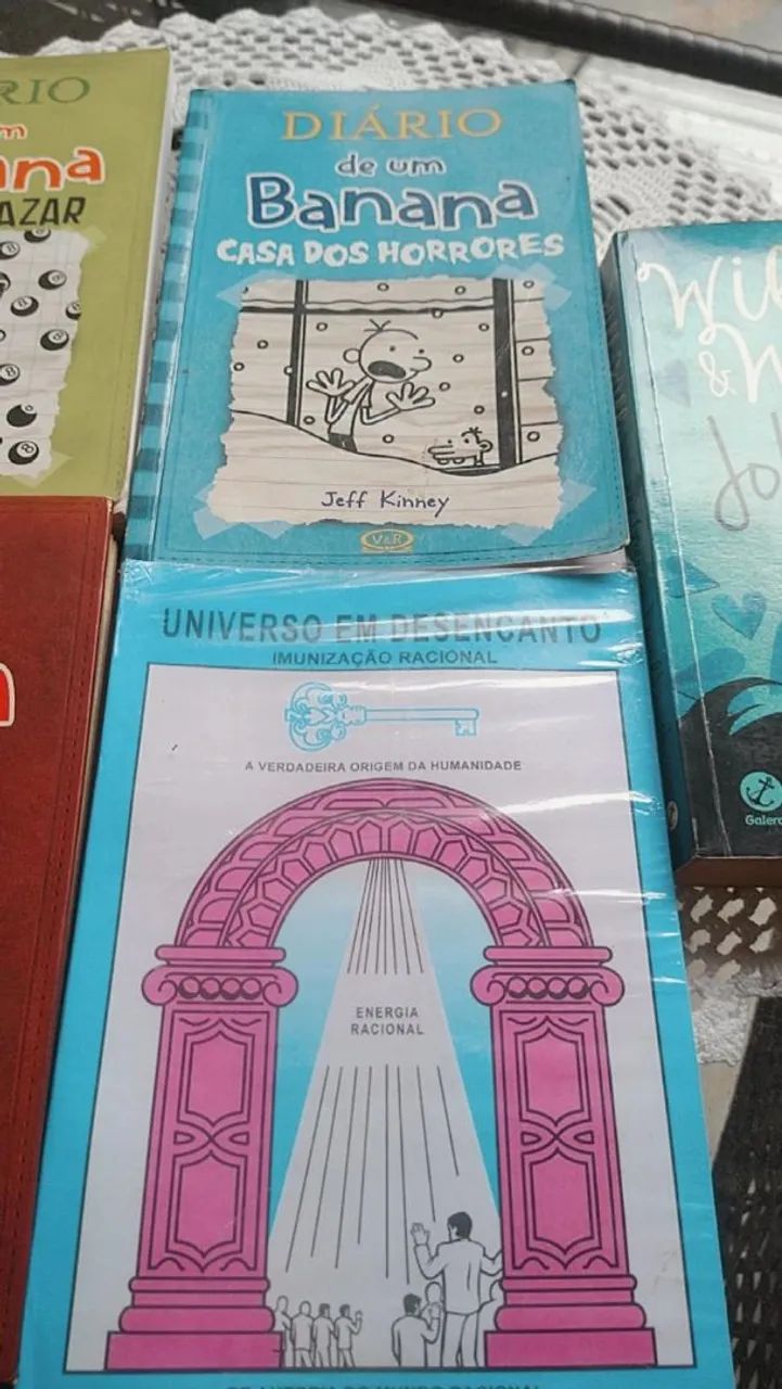 Livros - Foto 2