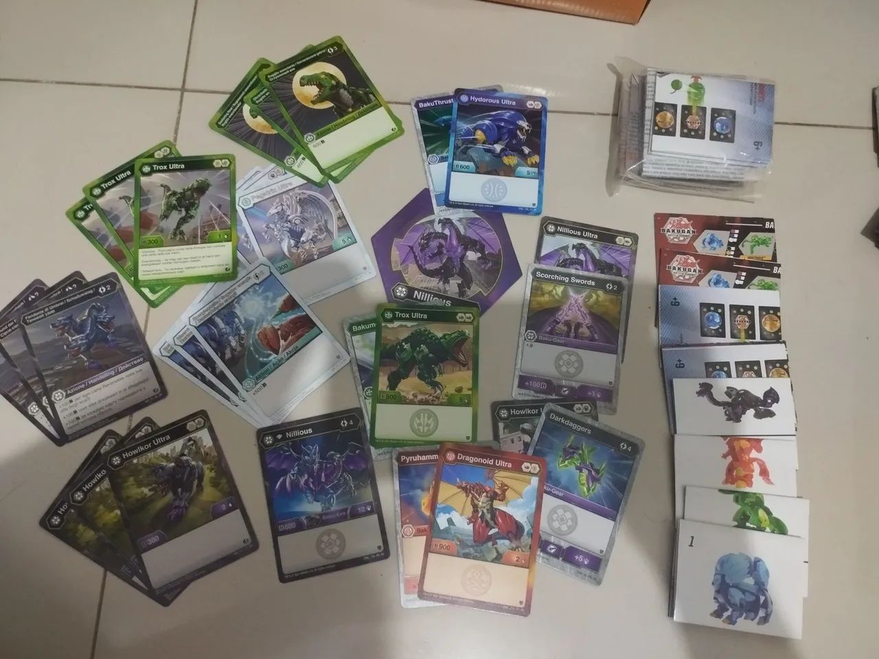 Bakugan lote com 11 mais varios acessório - Foto 5