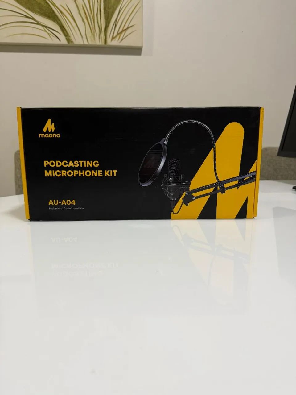 Microfone Maono AU-04 com braço articulado