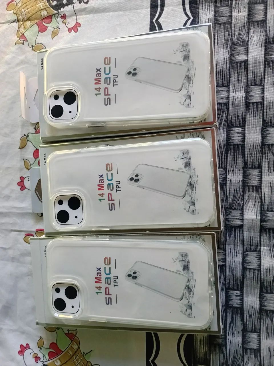 Vendo capinhas transparente para iPhone 14 Max