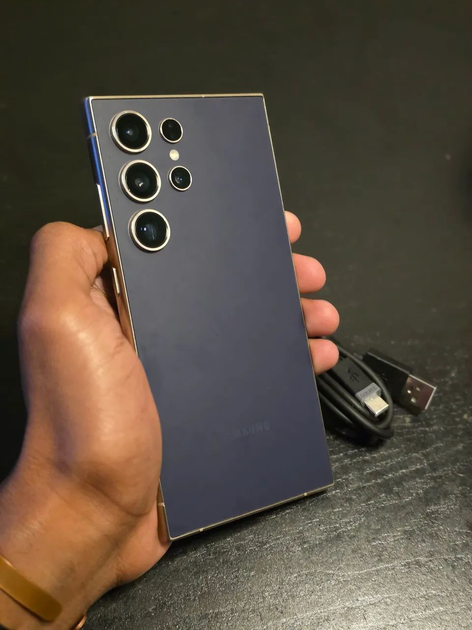 Samsung S24 Ultra 256GB - NOVÍSSIMO 