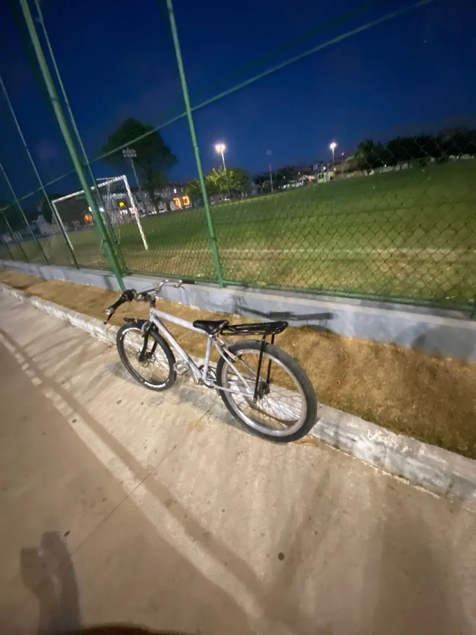 Bike montadinha aro 26  - Foto 5
