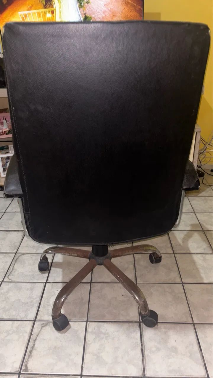 Cadeira escritório  - Foto 4