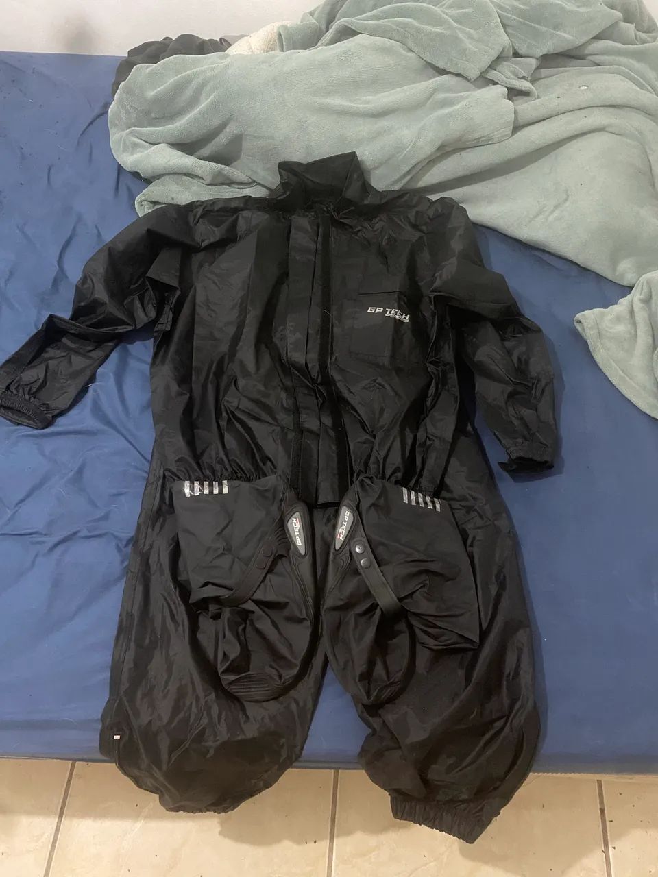 Capa de chuva  - Foto 2