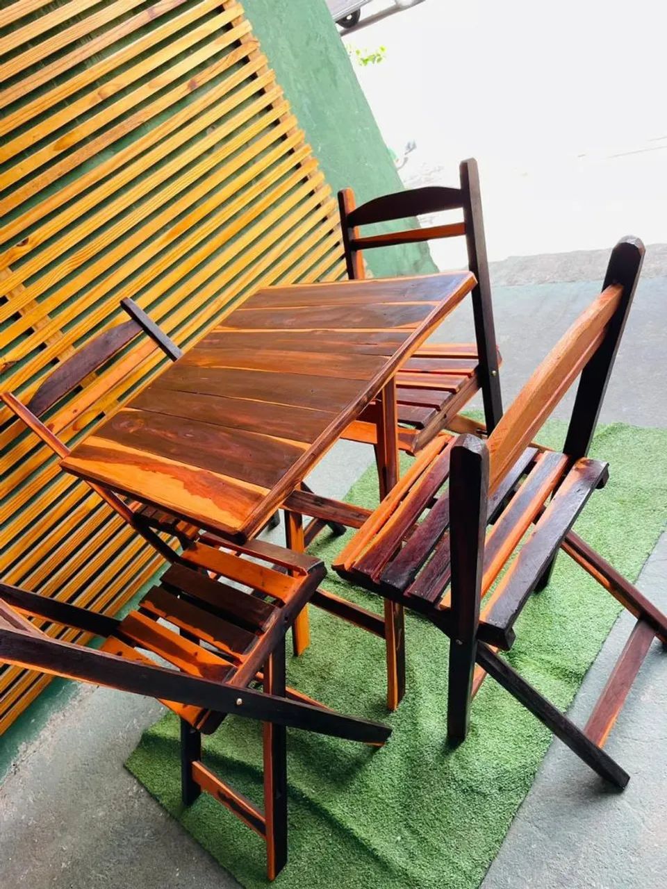 Mesa 4 cadeiras dobrável 