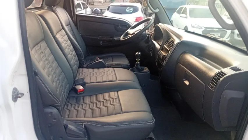 Vende-se kia bongo 2015 em perfeito estado de conservação!  - Foto 8