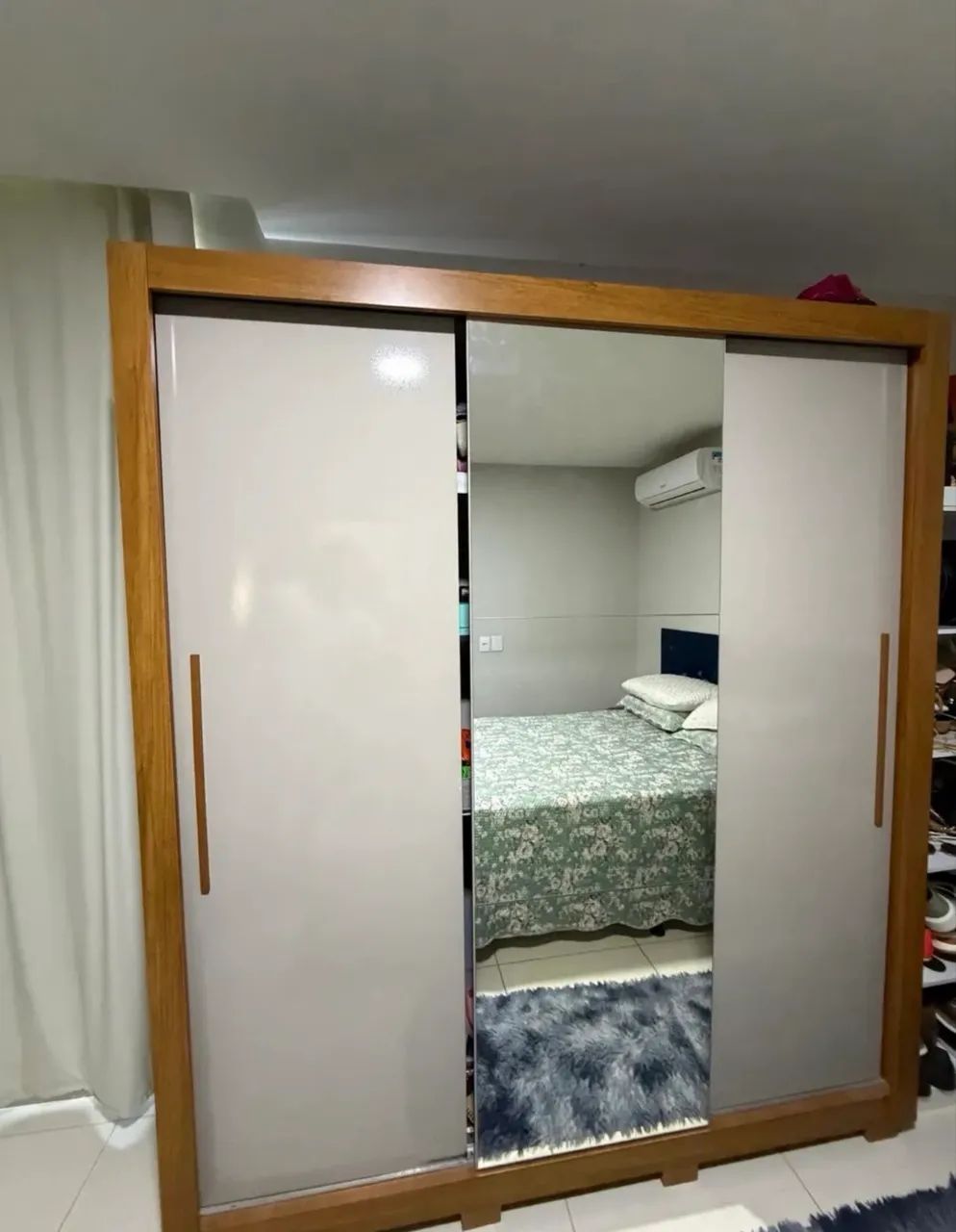 Guarda roupa casal grande 