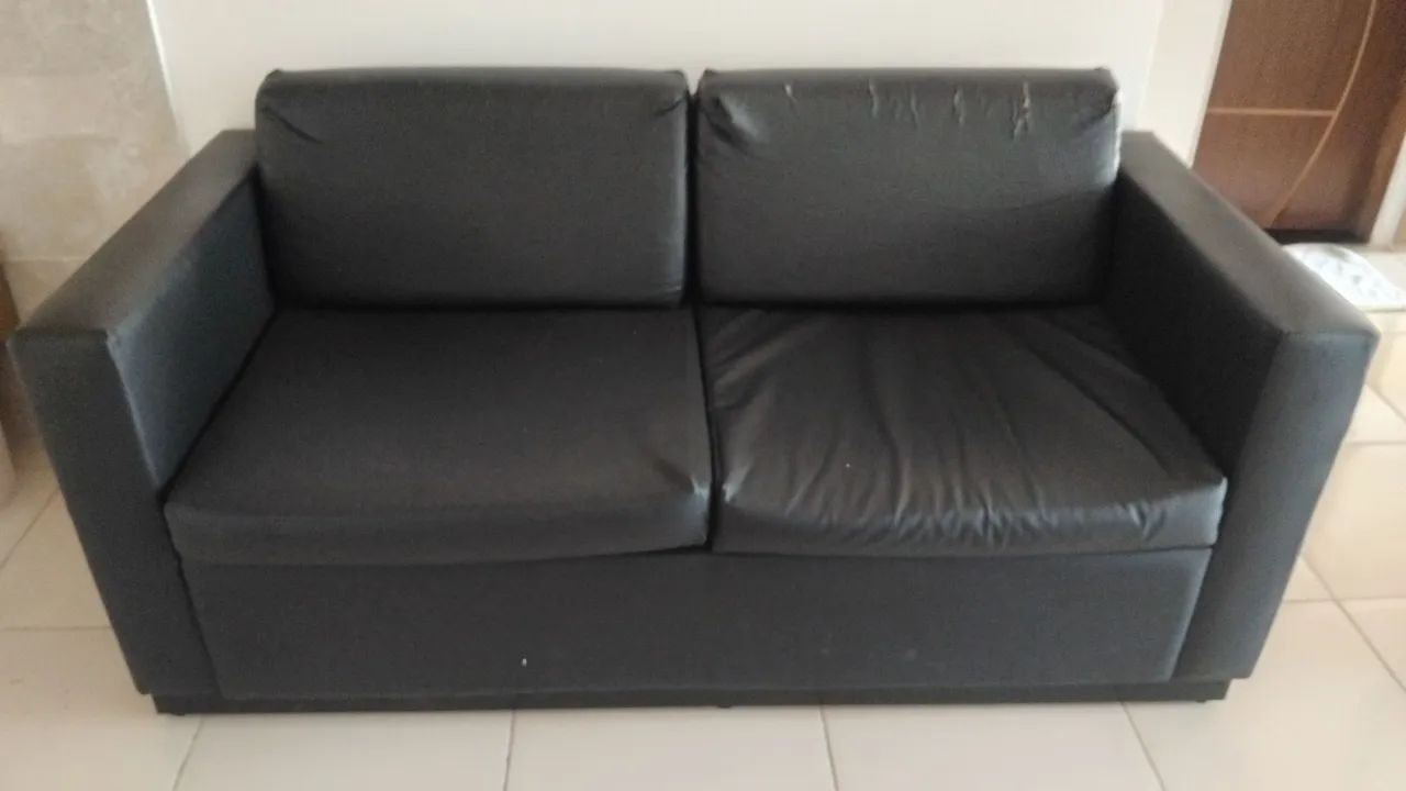 Vende-se Sofá 2 lugares base de ferro e madeira nobre. - Foto 2