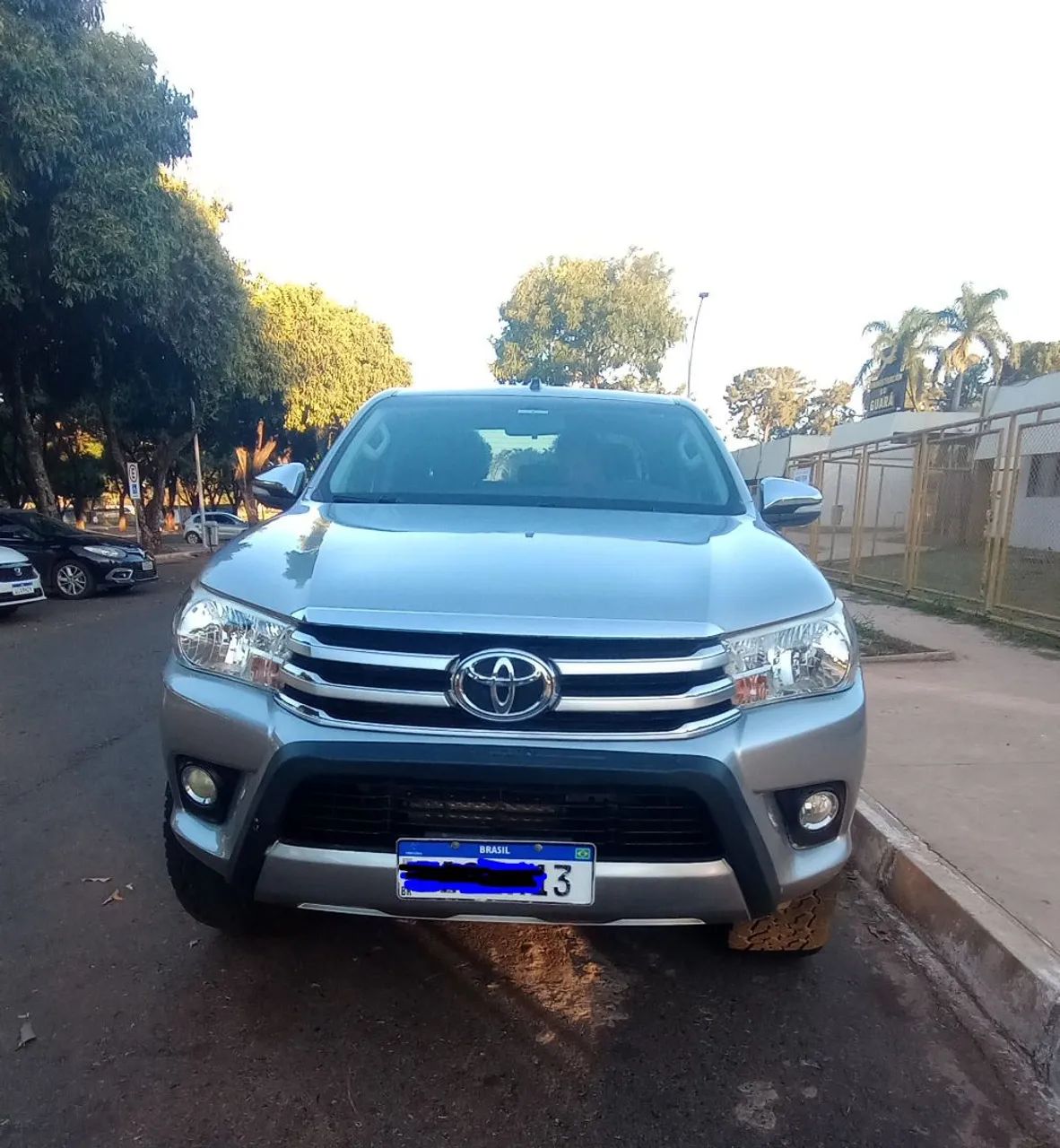 Toyota Hilux CD 4X4 2.8 DIESEL AUT. 2017