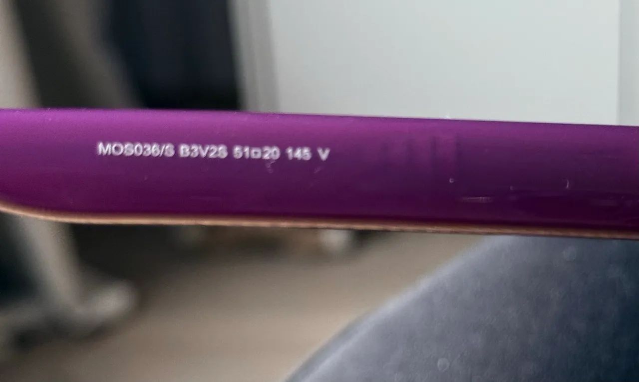 Óculos Mochino retrô roxo - raridade  - Foto 2