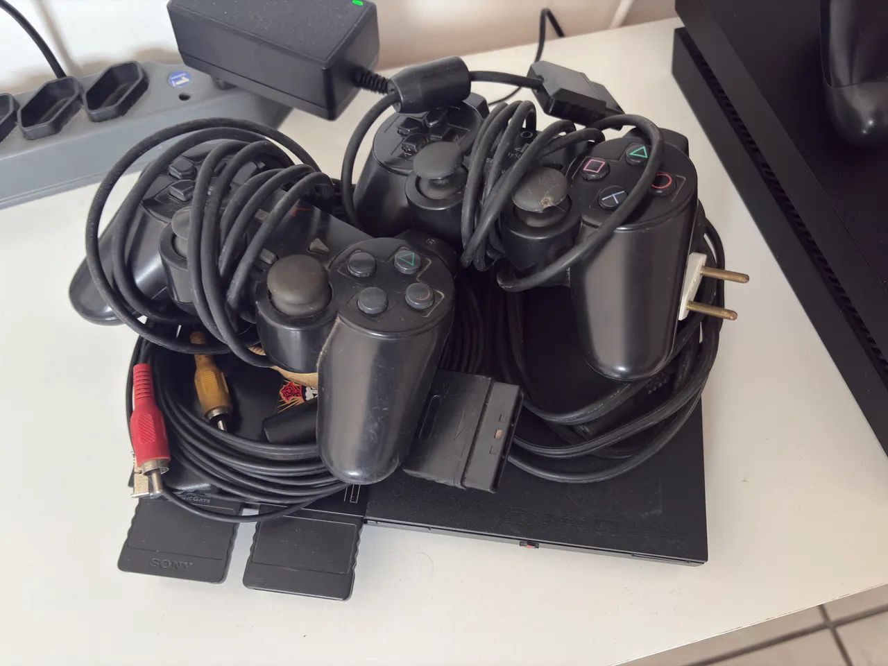 PlayStation 2 Slim 