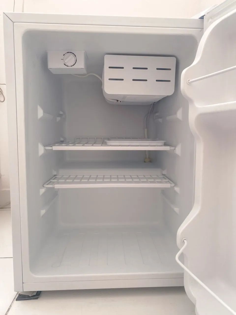 Frigobar 67 Litros Pfg85b Branco Philco 110v - Foto 2