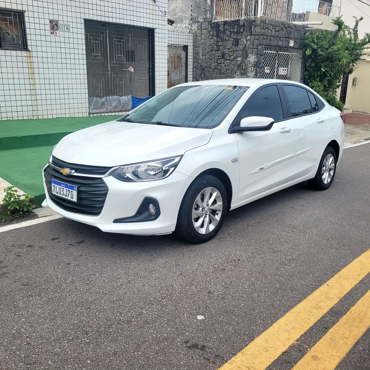 Chevrolet Onix ONIX SEDAN Plus LTZ 1.0 12V TB Flex Mec. 2021