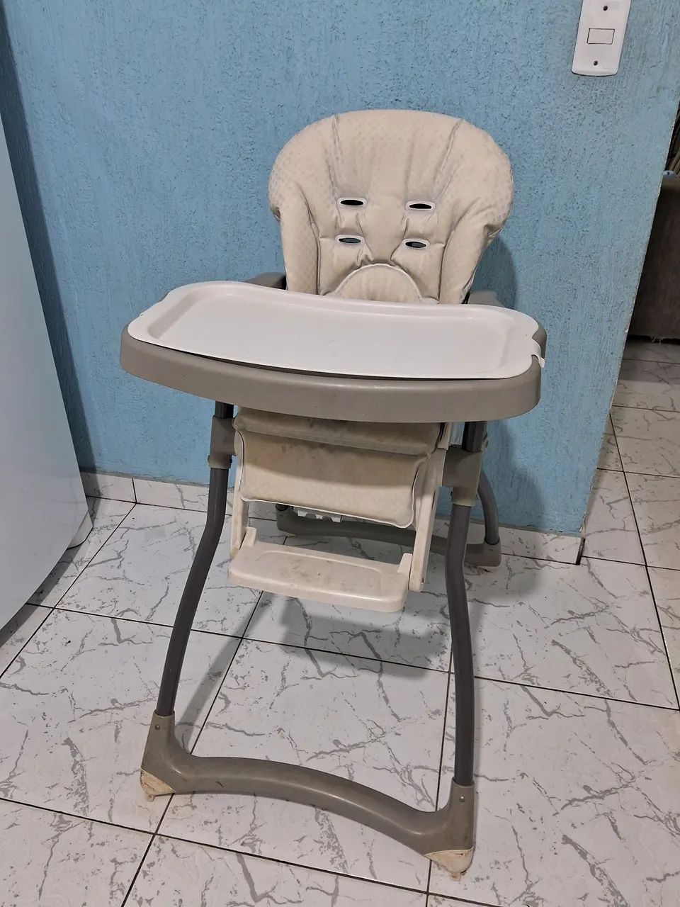 Cadeira de alimentação 