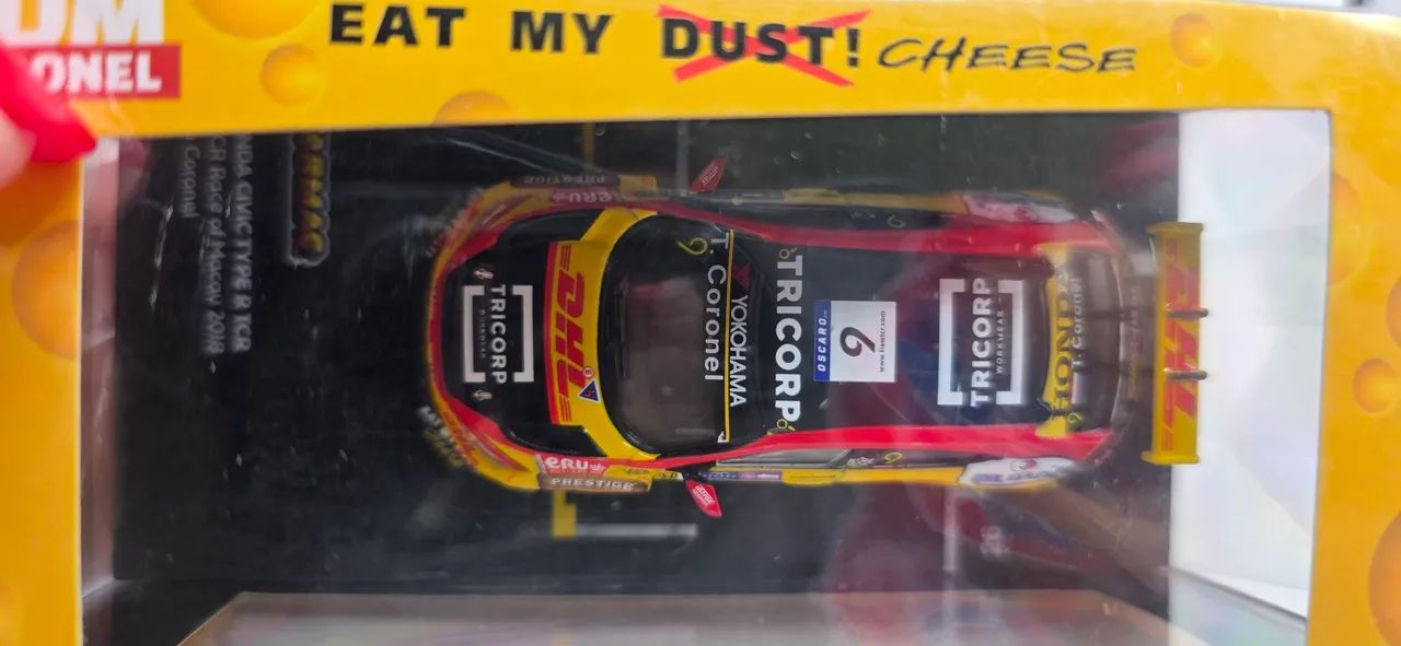 Tarmac Works Honda Civic Type R TCR  - Foto 4