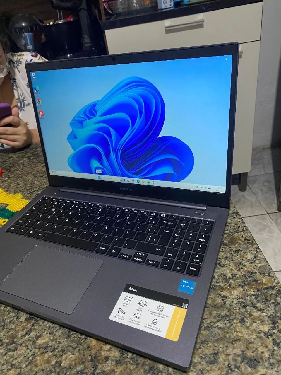 NOTEBOOK SAMSUNG BOOK 