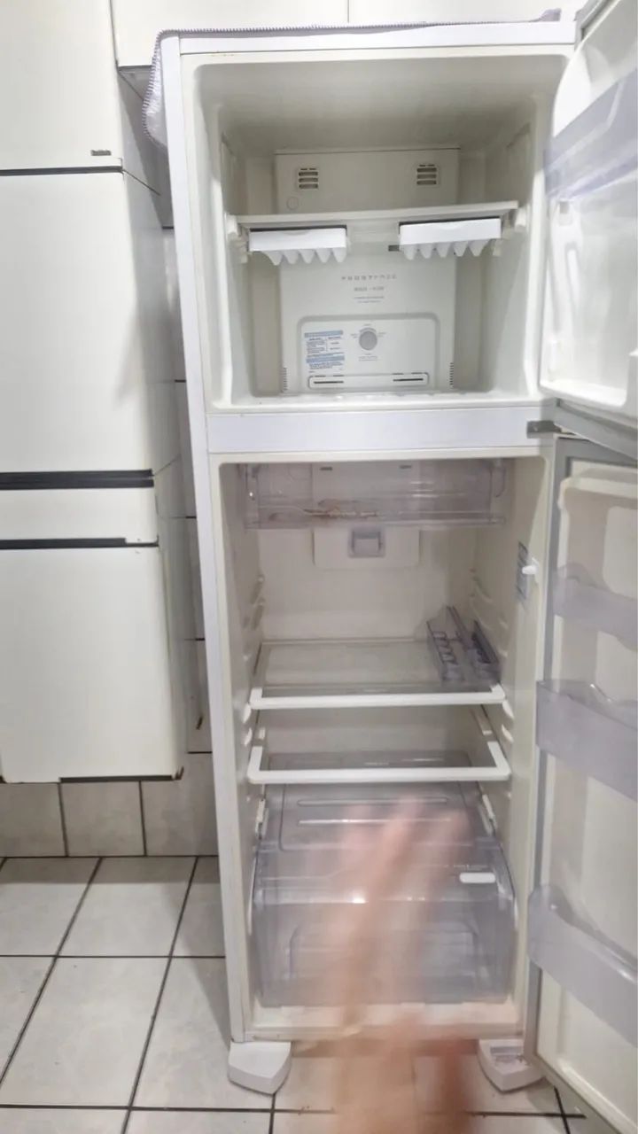 Geladeira Electrolux 110v - Foto 3
