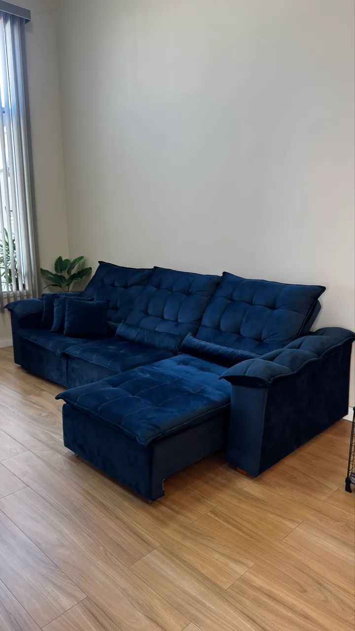 Mesa de jantar 6 lugares e Sofá retrátil 3 lugares - Foto 4
