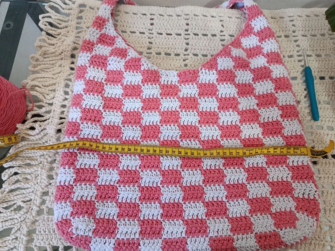 Bolsa de crochê xadrez - Foto 4