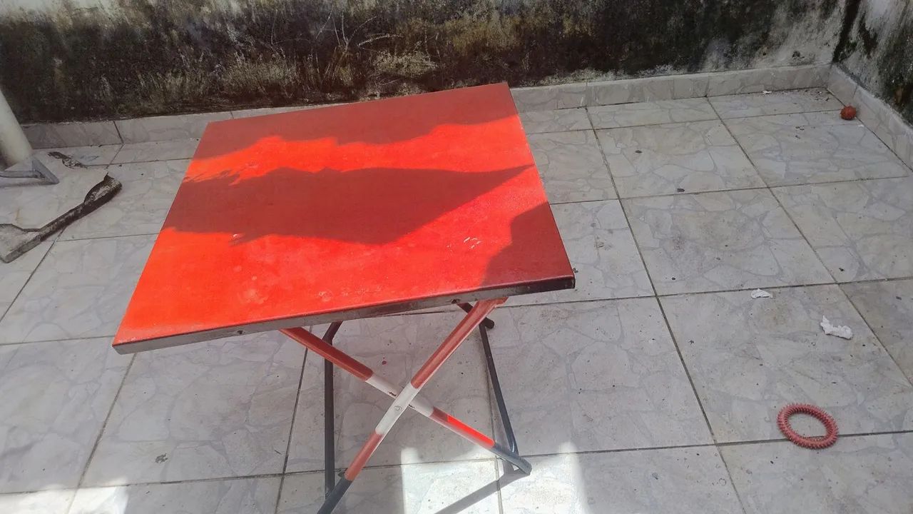 Mesa de bar de ferro.  - Foto 4