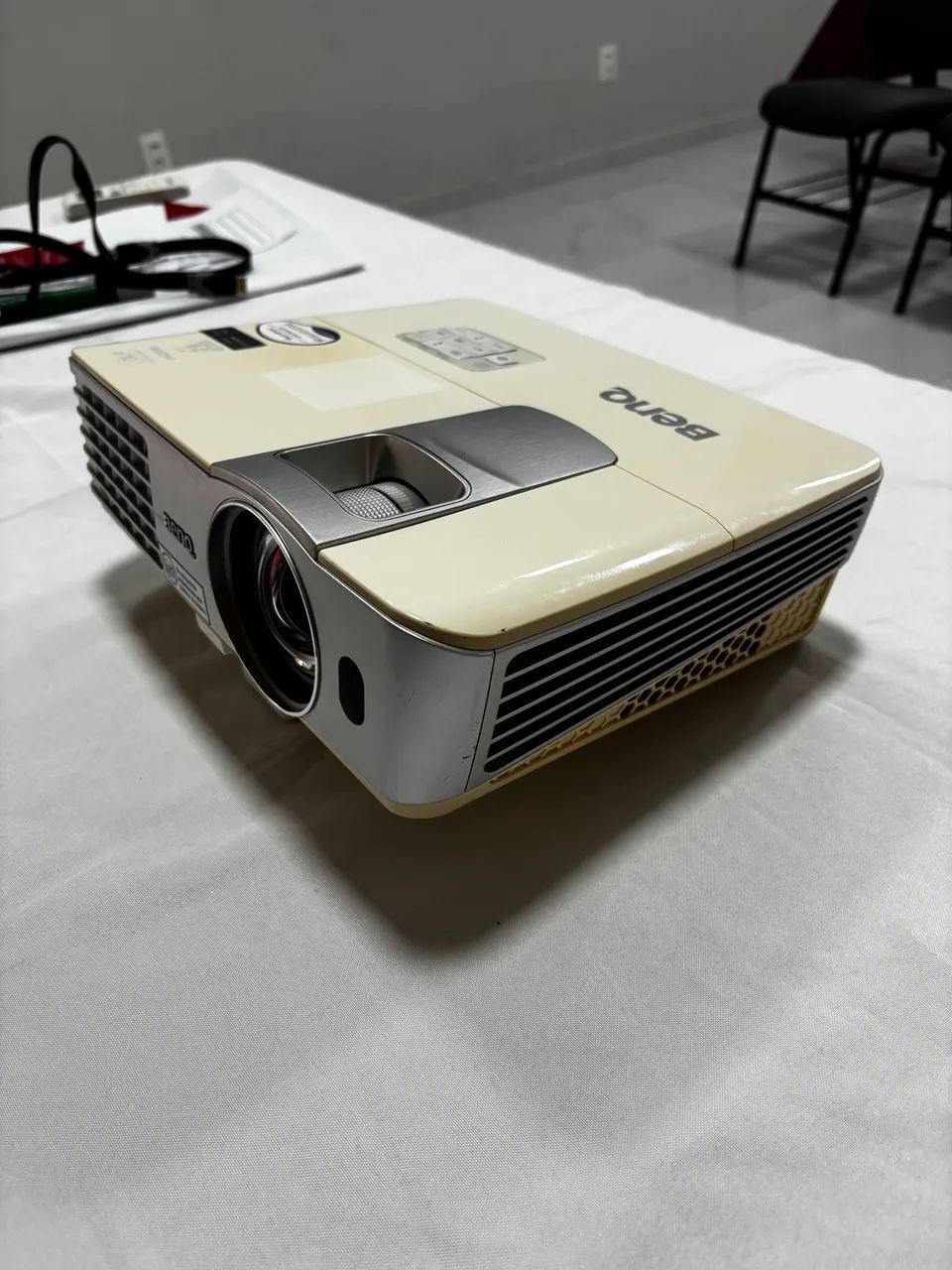 Projetor Benq funcionando perfeitamente, 2500 lumens  - Foto 4