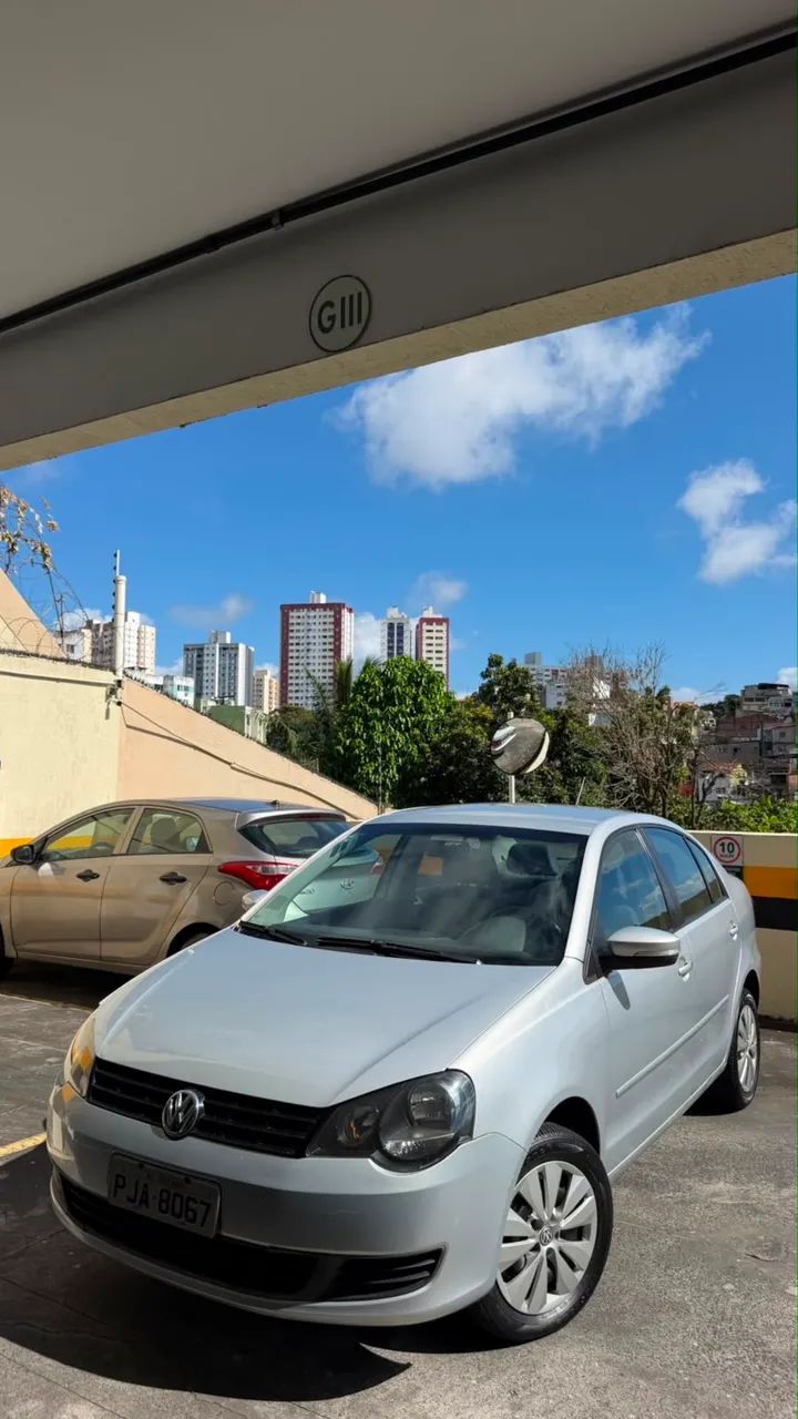 Volkswagen Polo Polo Sedan 1.6 Mi Total Flex 8V 4p 2014
