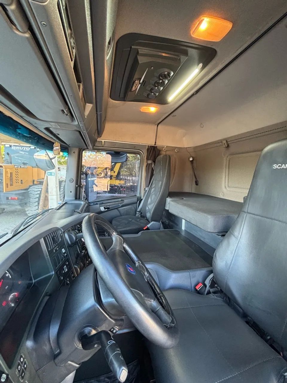 Scania P360 - Foto 4