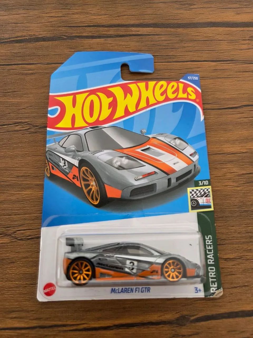 Hot-Wheels 9 miniaturas na embalagem - Foto 2