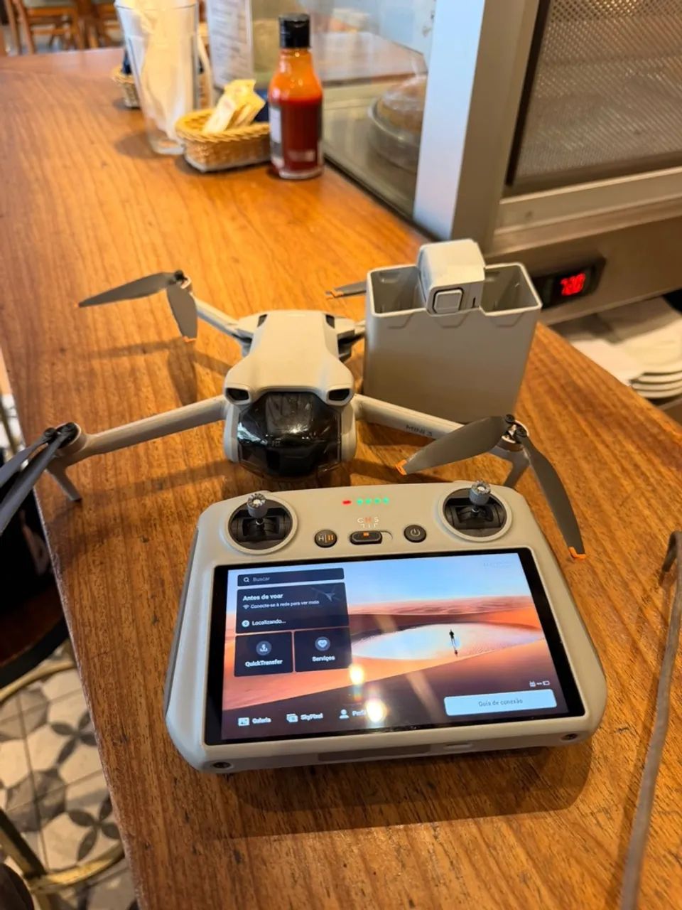 Drone mini 3 controle com tela  - Foto 3