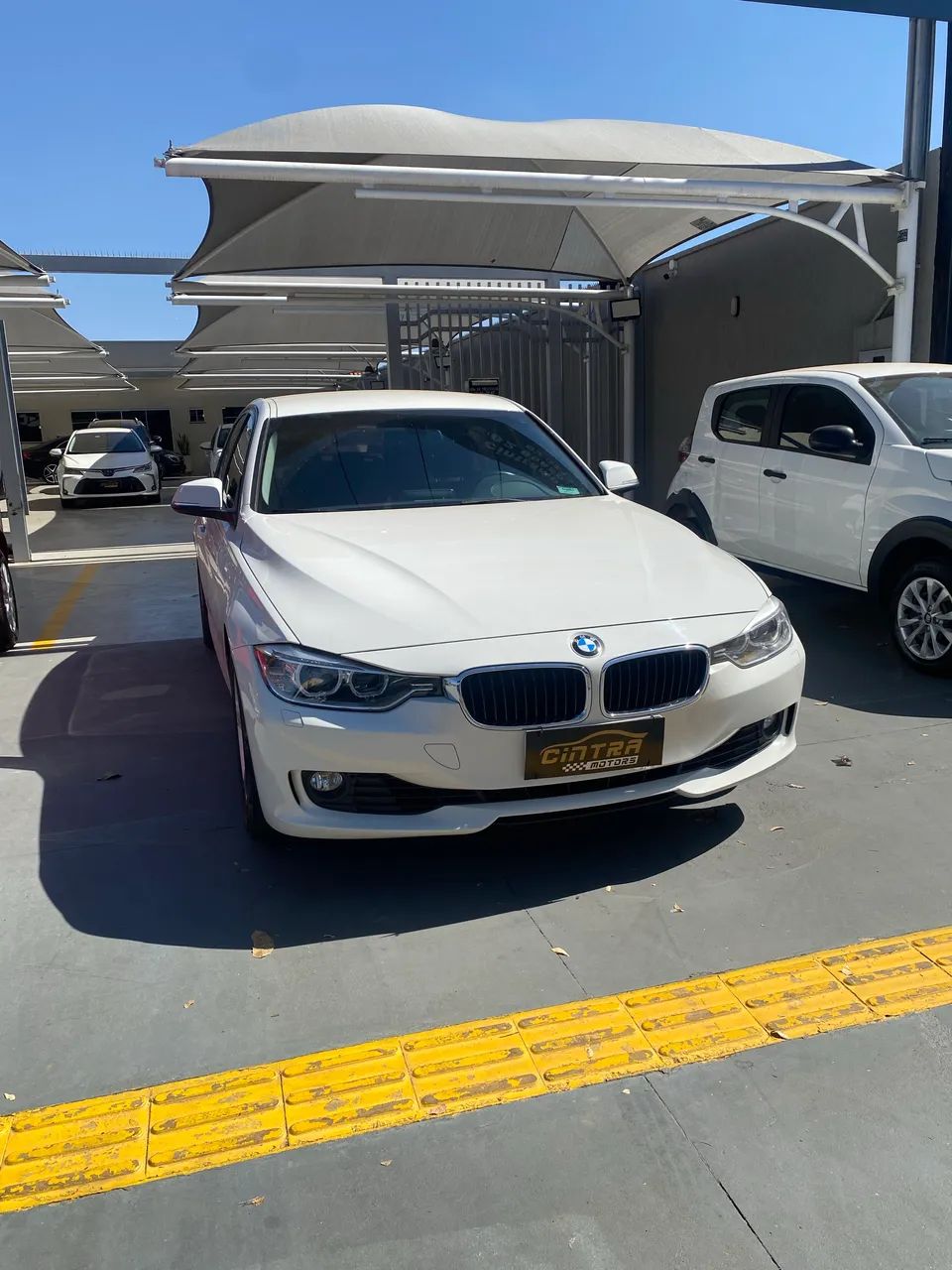 BMW 320I 2014