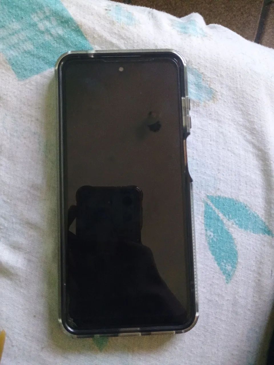 Moto g22 em ótimo estado sem nem um trincado 