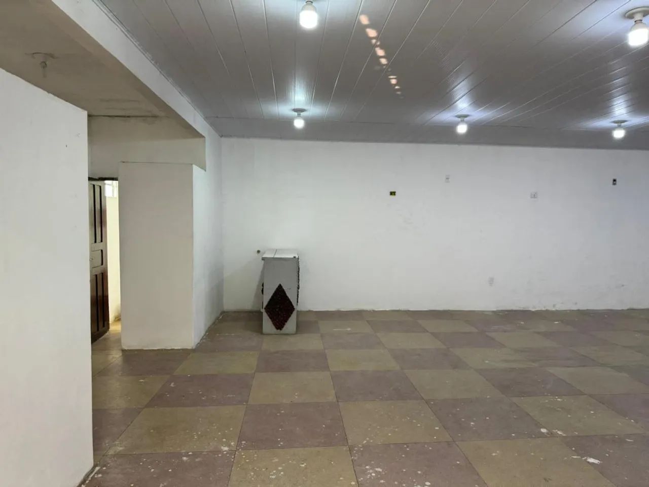 Imóvel Comercial para Venda em Condado, Centro, 1 dormitório, 2 banheiros - Foto 2