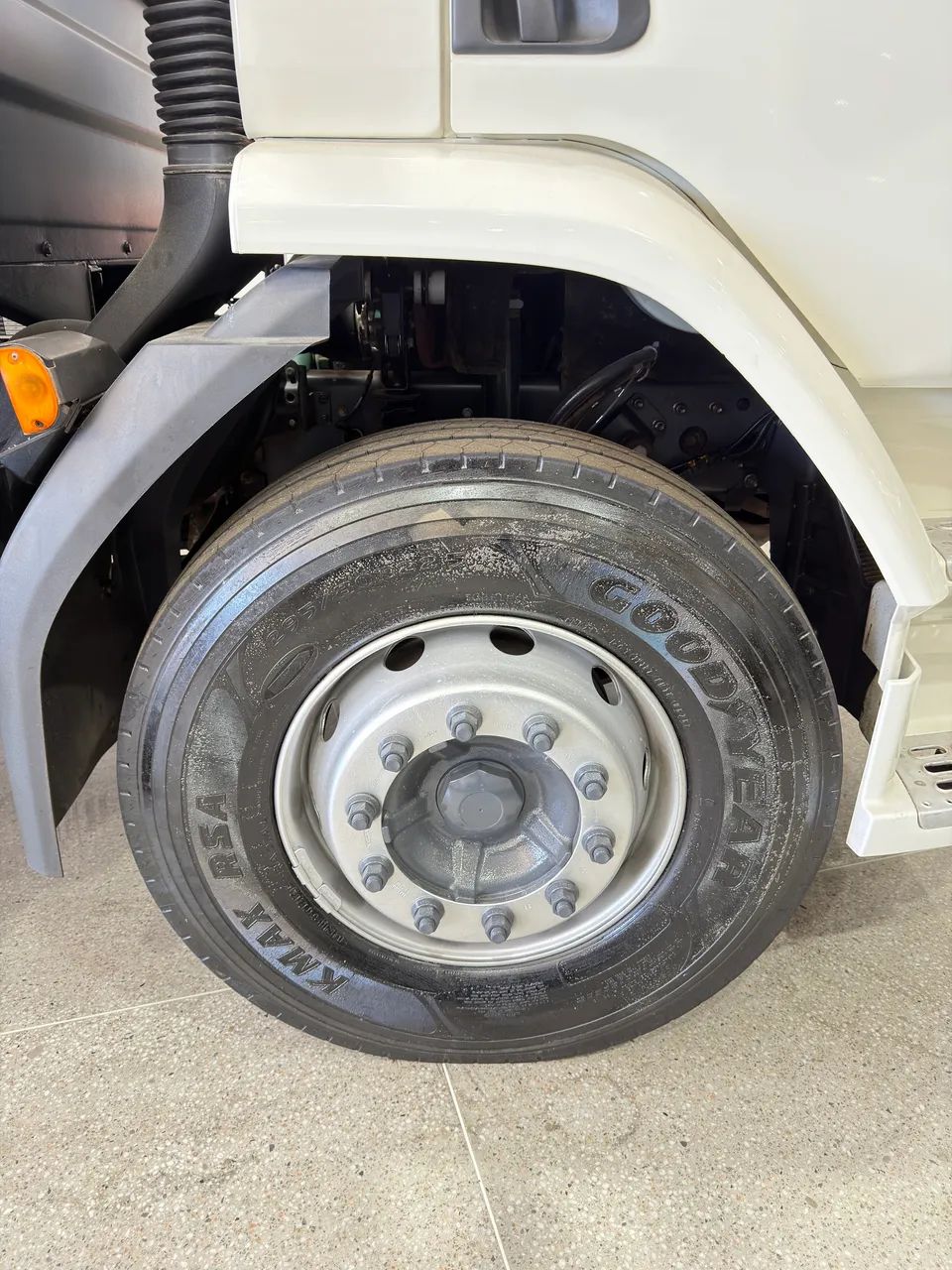 VOLVO VM270 6M LX - Foto 3