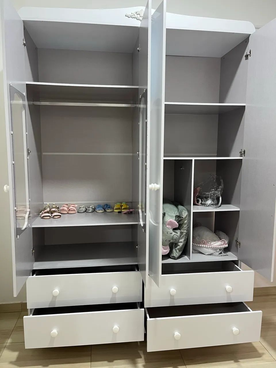 Guarda roupa infantil 