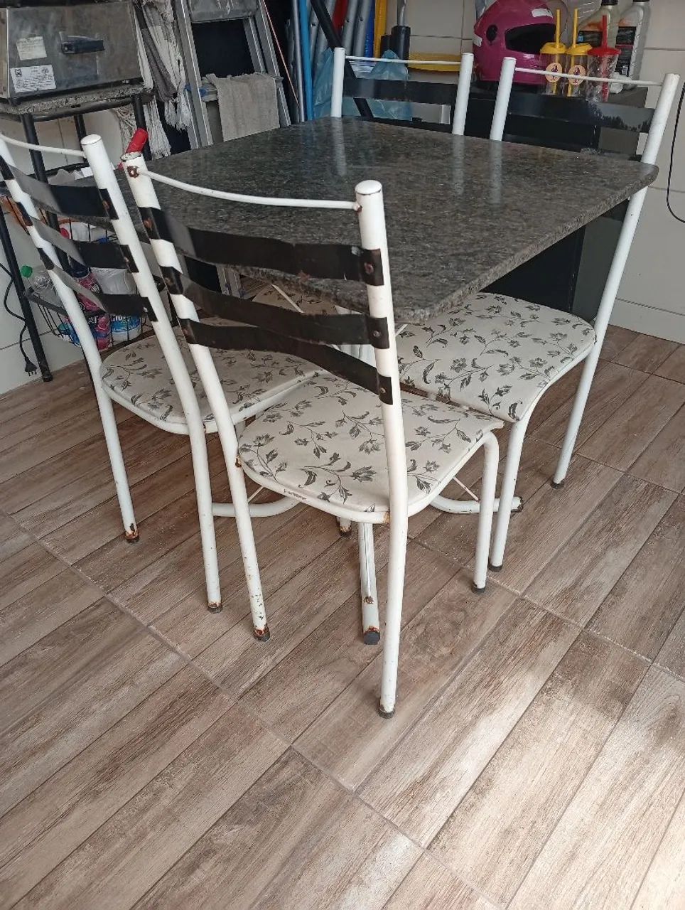 Mesa de ferro de 4 cadeiras - Foto 4