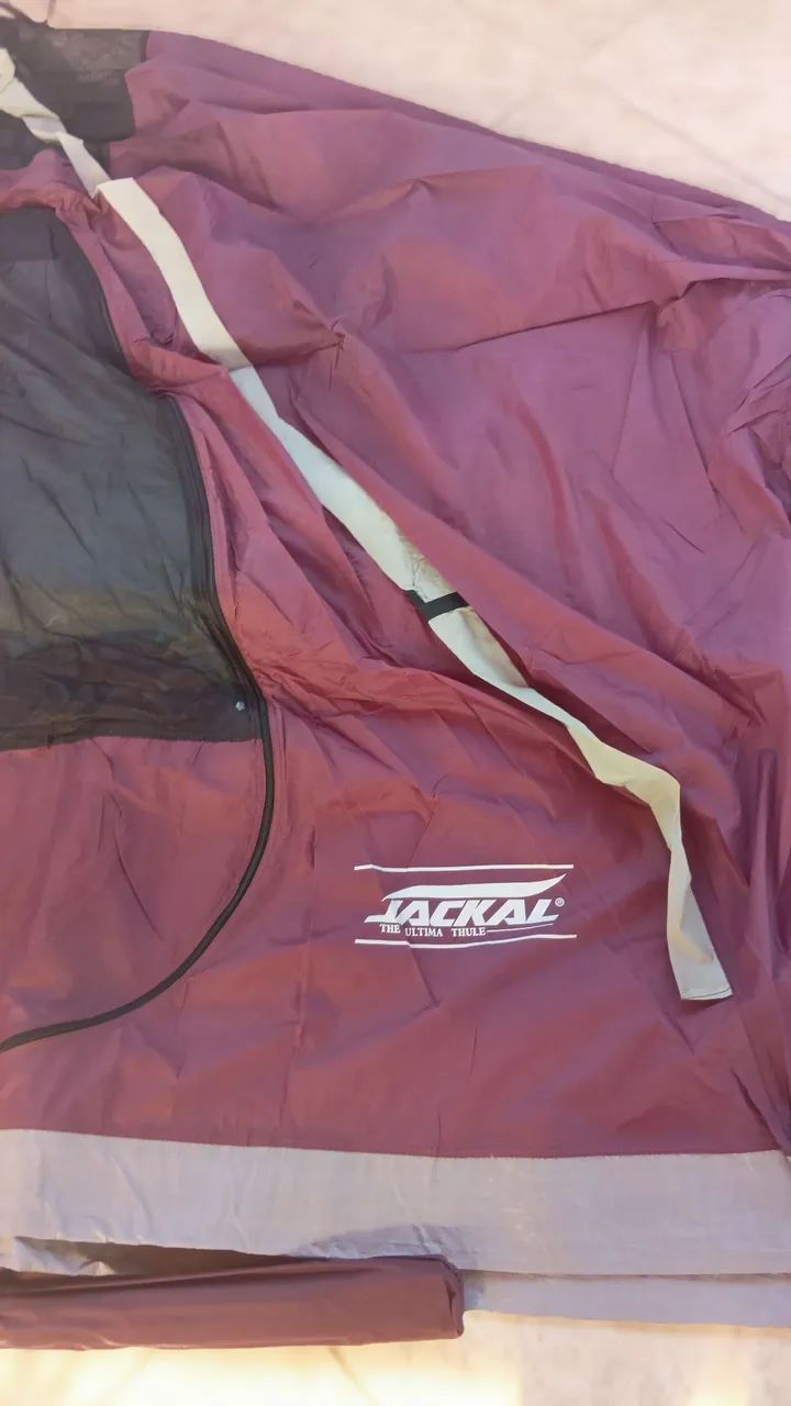 Barraca Camping 4 lugares usada  bom estado