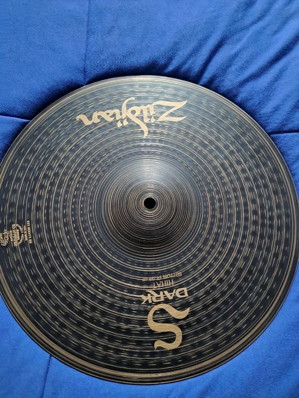 Chimbal Zildjian dark - Foto 4