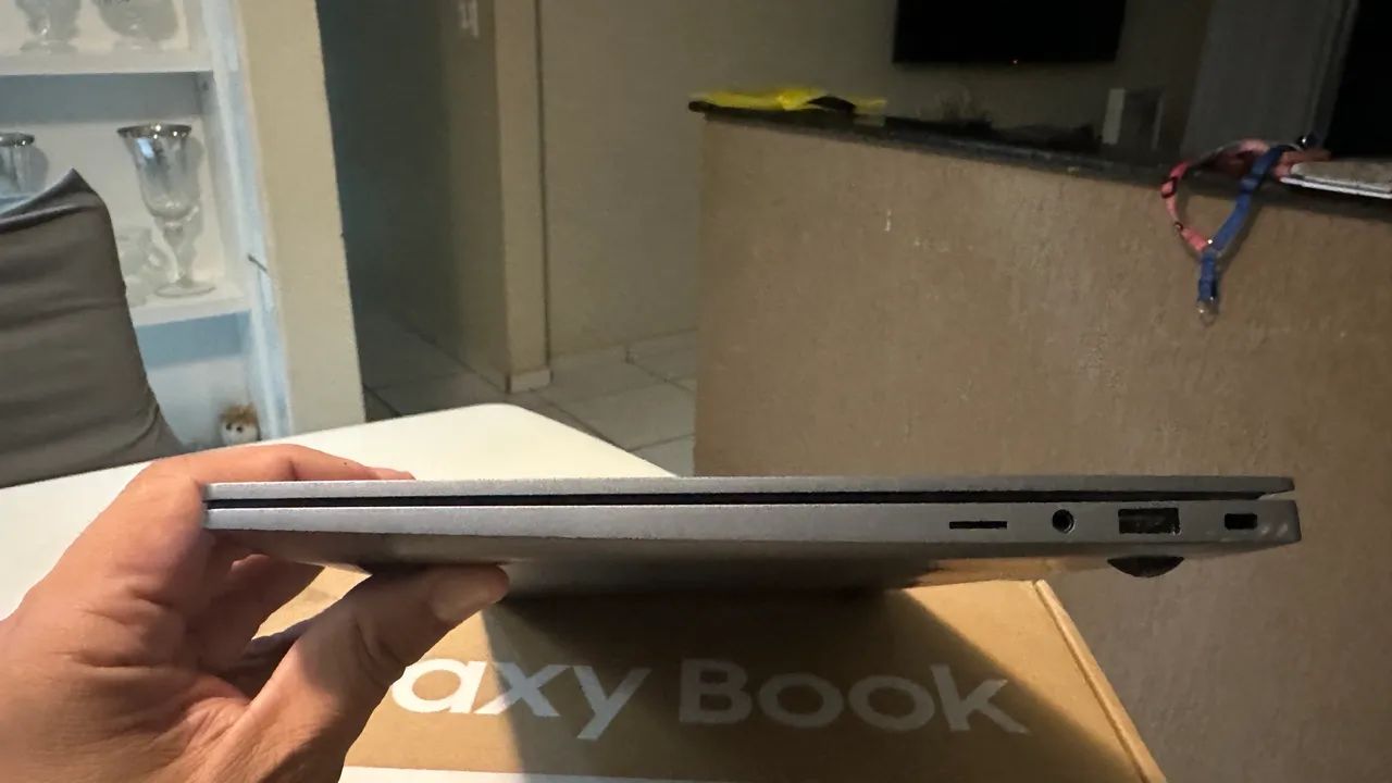 Vendo notebook Samsung Galaxy Book4 com Core i5, 16 GB de RAM e SSD de 512 GB - Foto 4