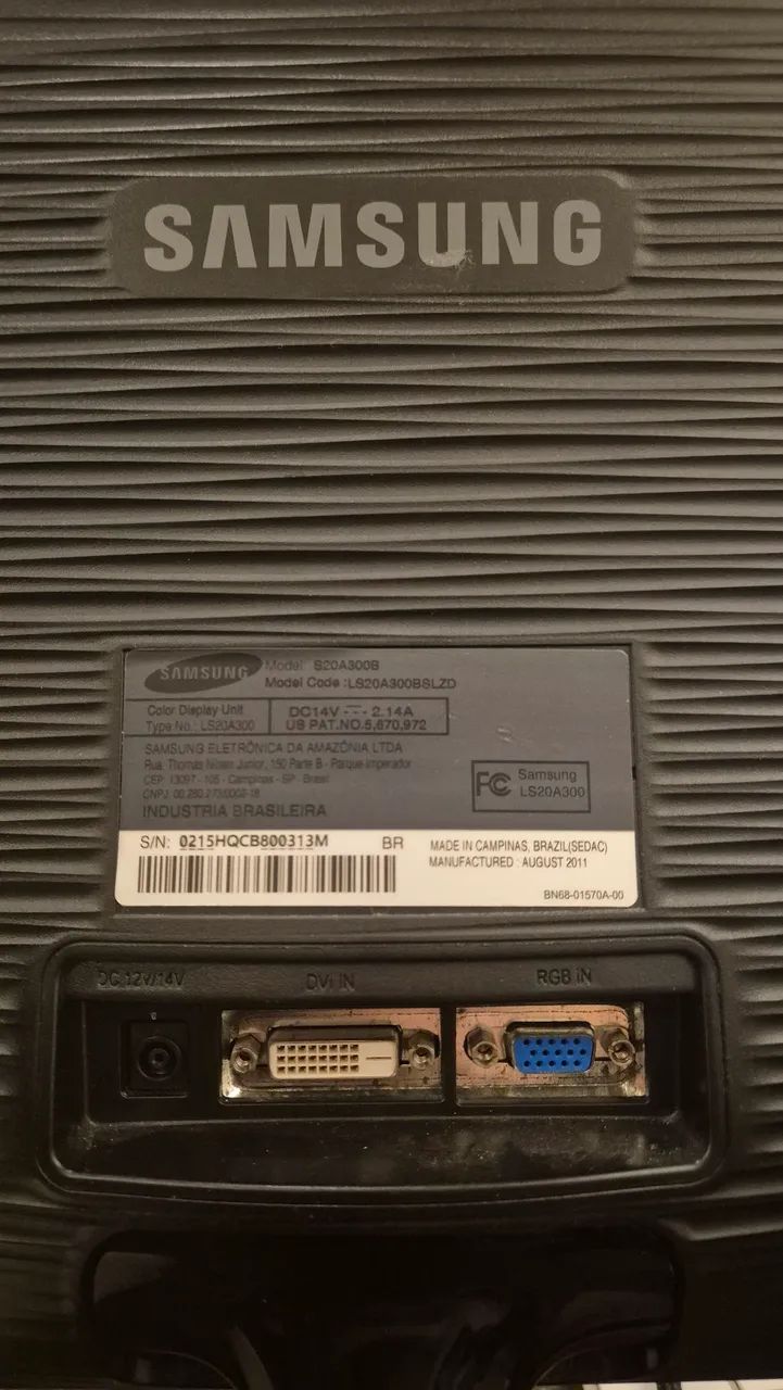 Monitor Samsung LED entrada DVI e VGA - Foto 4