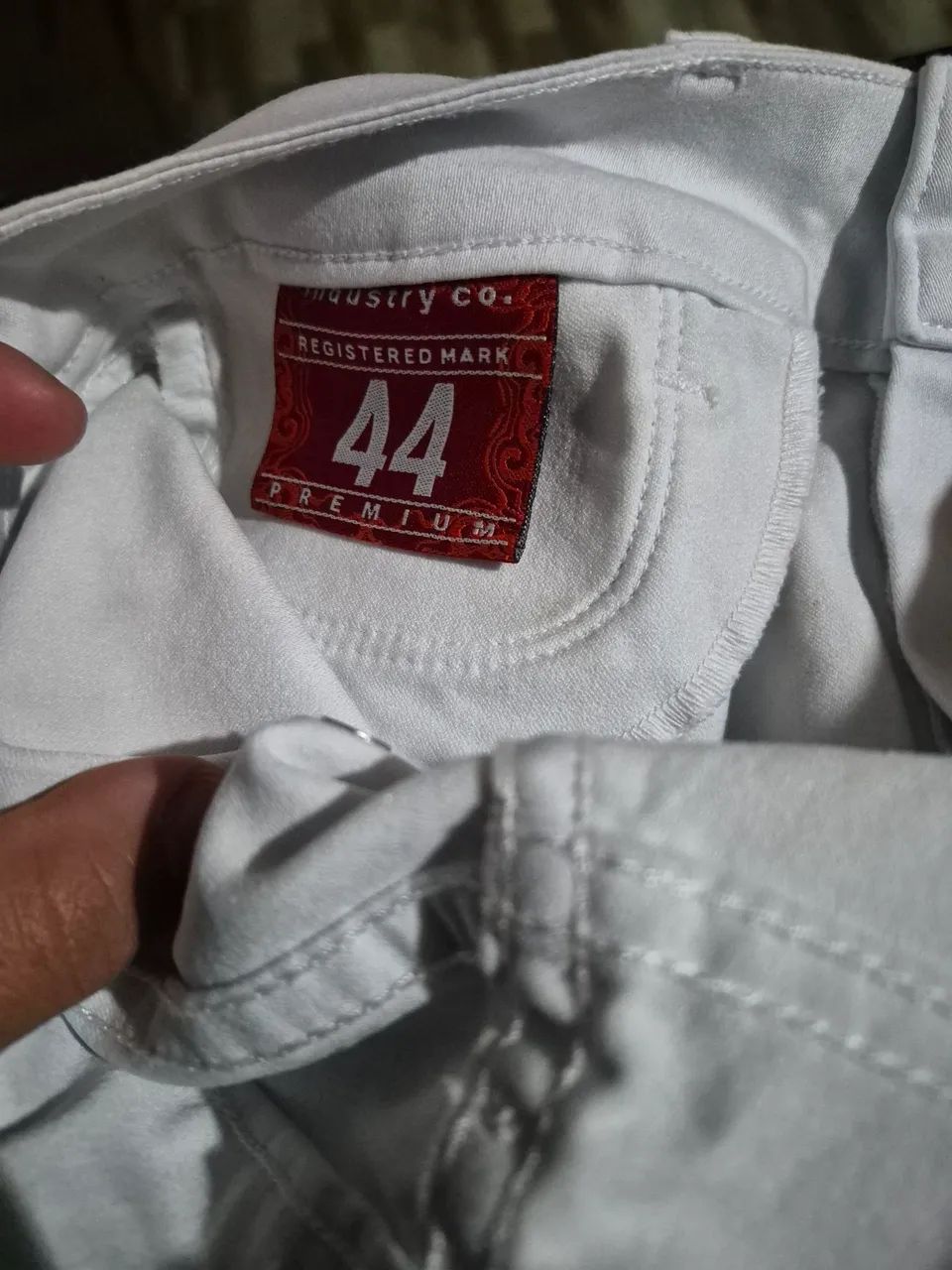 Calça feminina branca