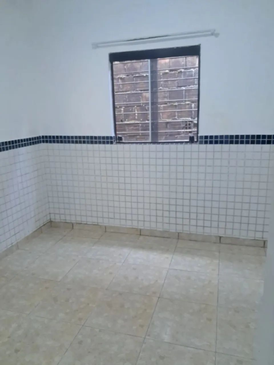 Casa em Dois Unidos pra vender.                                                            - Foto 2