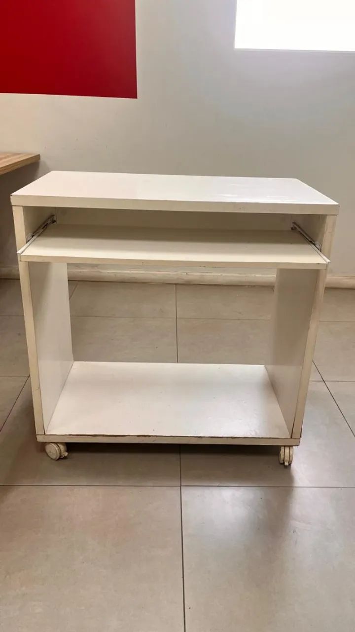 Mesa computador branca 