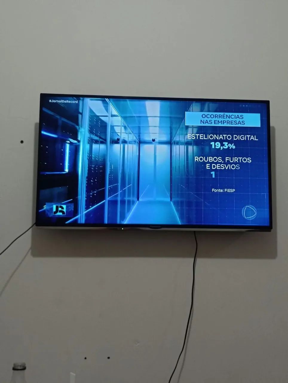 Vendo tv smart 40 polegadas 