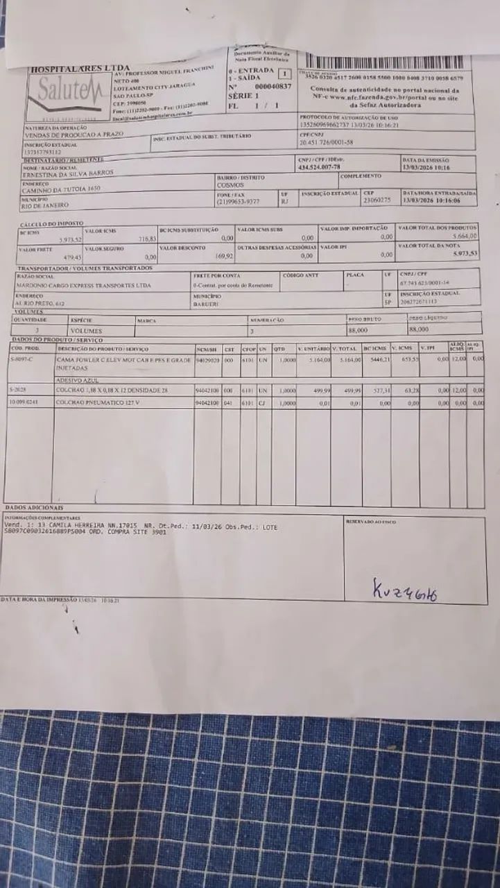 Cama hospitalar  motorizada com elevação  , sem uso .