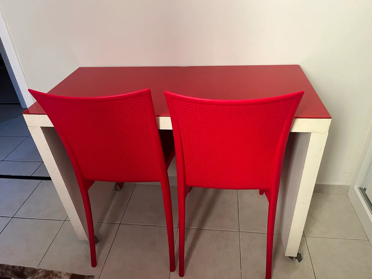 Mesa c 2 cadeiras  - Foto 3