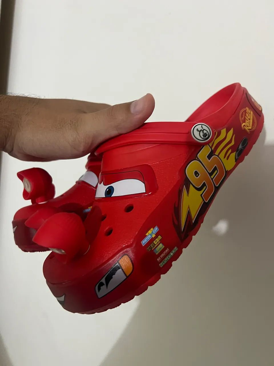 CROCS MCQUEEN NOVO - Foto 2
