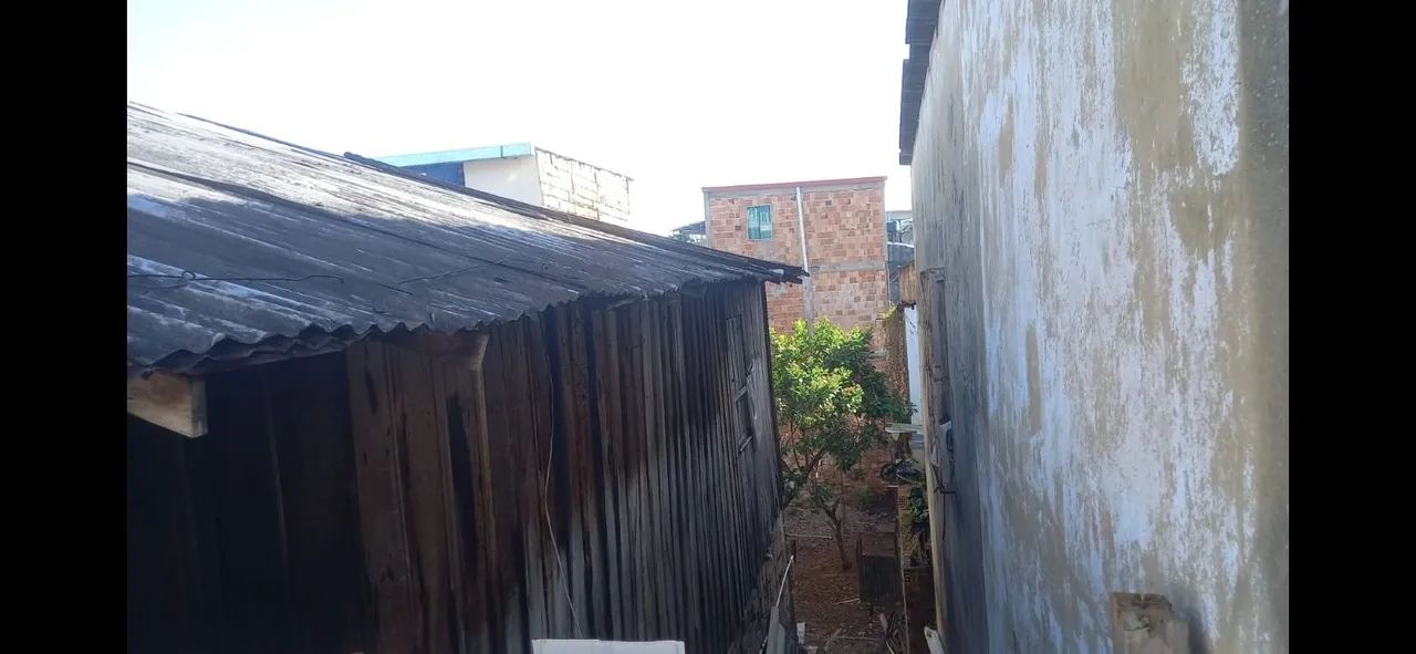 CASA NO CENTRO....LEIA - Foto 2